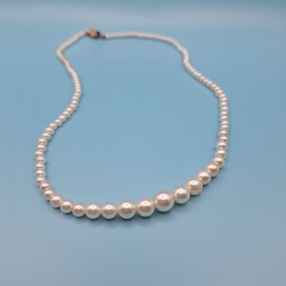 Faux Pearl Necklace 16 Inch Vintage Costume Small Japan Clasp Classy - Picture 1 of 8
